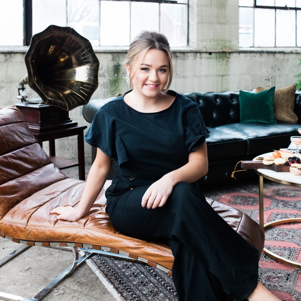 Meet your Posher, Lauren